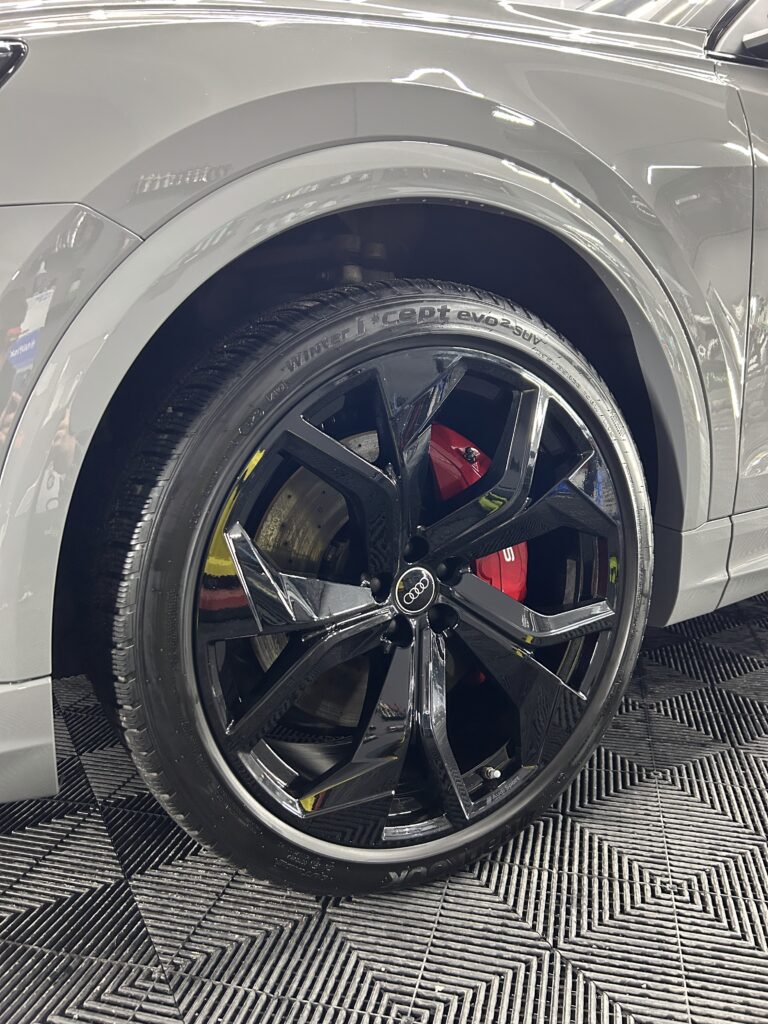 detailing audi RSQ8