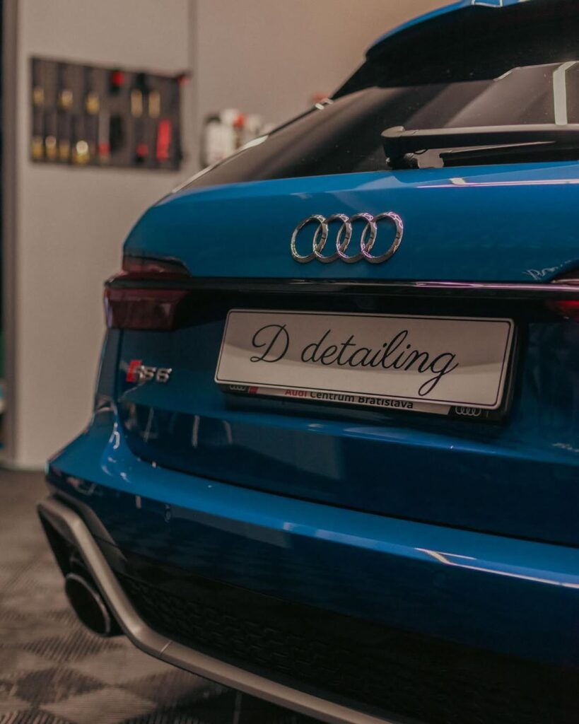 detailing RS6