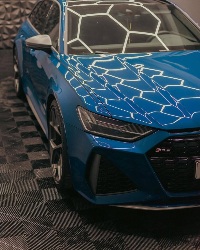 detailing RS6
